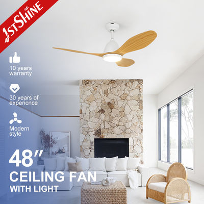 comprar Ventilador de techo decorativo con luz LED Sala de estar silencioso motor DC Fabricación en línea