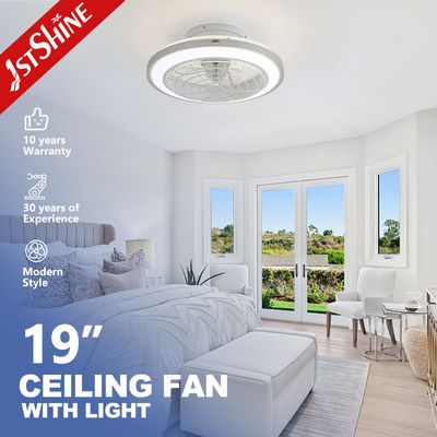 6 Velocidad de elección ventilador de techo LED con patrón estrellado y luz LED de 3 colores hecha de metal