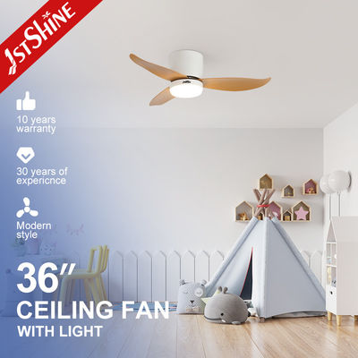 Habitación de techo bajo pequeño ventilador de techo LED con palas de plástico y control remoto