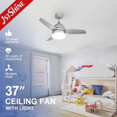 Ventilador de techo LED de metal para habitaciones pequeñas con 3/5 velocidades y diseño fácil de limpiar a un precio asequible