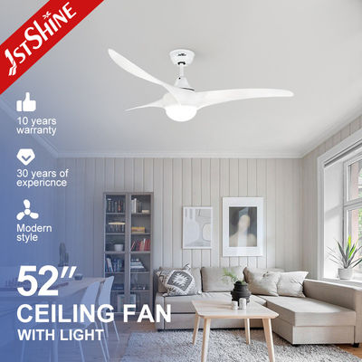 Estilo de diseño moderno con control remoto de ahorro de energía ventilador de techo LED con cuerpo de lámpara de metal