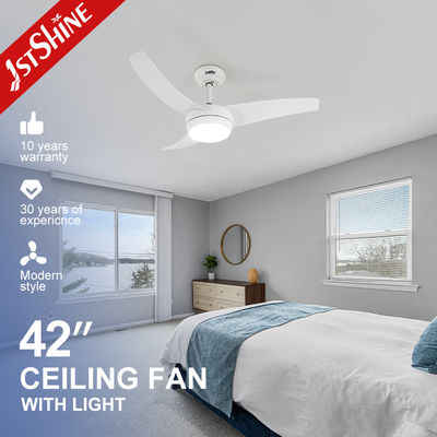 Fan de techo teledirigido de 6 velocidades pequeño LED, fan de techo moderno para el dormitorio