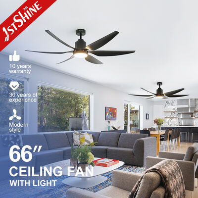 Buen precio Ventilador de techo moderno negro de 66 pulgadas con luz, aspas de ABS y motor de CC para ahorro de energía y bajo ruido en línea