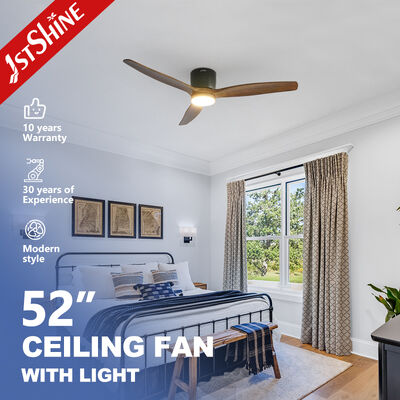 Buen precio Ventilador de techo de 52 pulgadas con 3 aspas de madera maciza y luz LED integrada para espacios de vida modernos en línea
