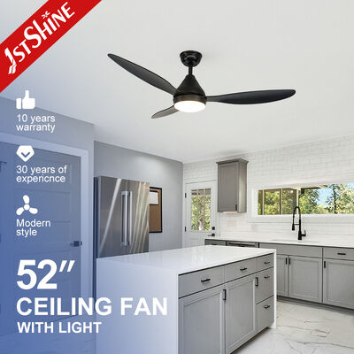 Buen precio Ventilador de techo moderno negro de 52 pulgadas con luz, motor de CC silencioso y control remoto En línea