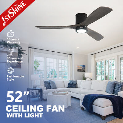 Buen precio Ventilador de techo de madera maciza de 52 pulgadas con motor de corriente continua y luz LED opcional para montaje de filtración de perfil bajo En línea